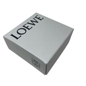 Loewe 7x7 white empty box